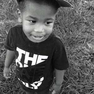 Meet your Posher, Yves