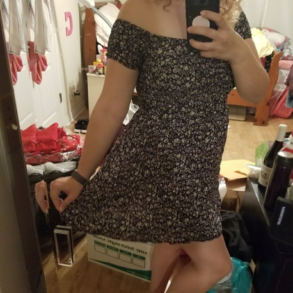 💙LAST CHANCE Off the Shoulder Dress - Picture 3 of 3