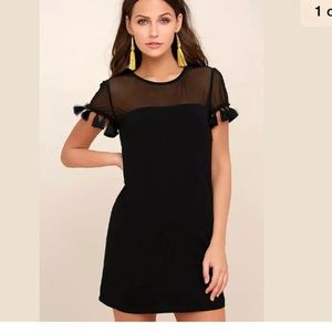 LuLus Short Black Shaft Dress