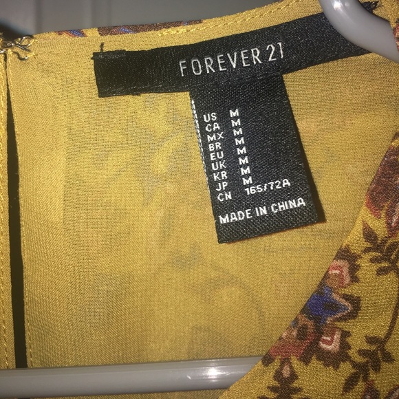 Super chic romper from F21! - Picture 2 of 2