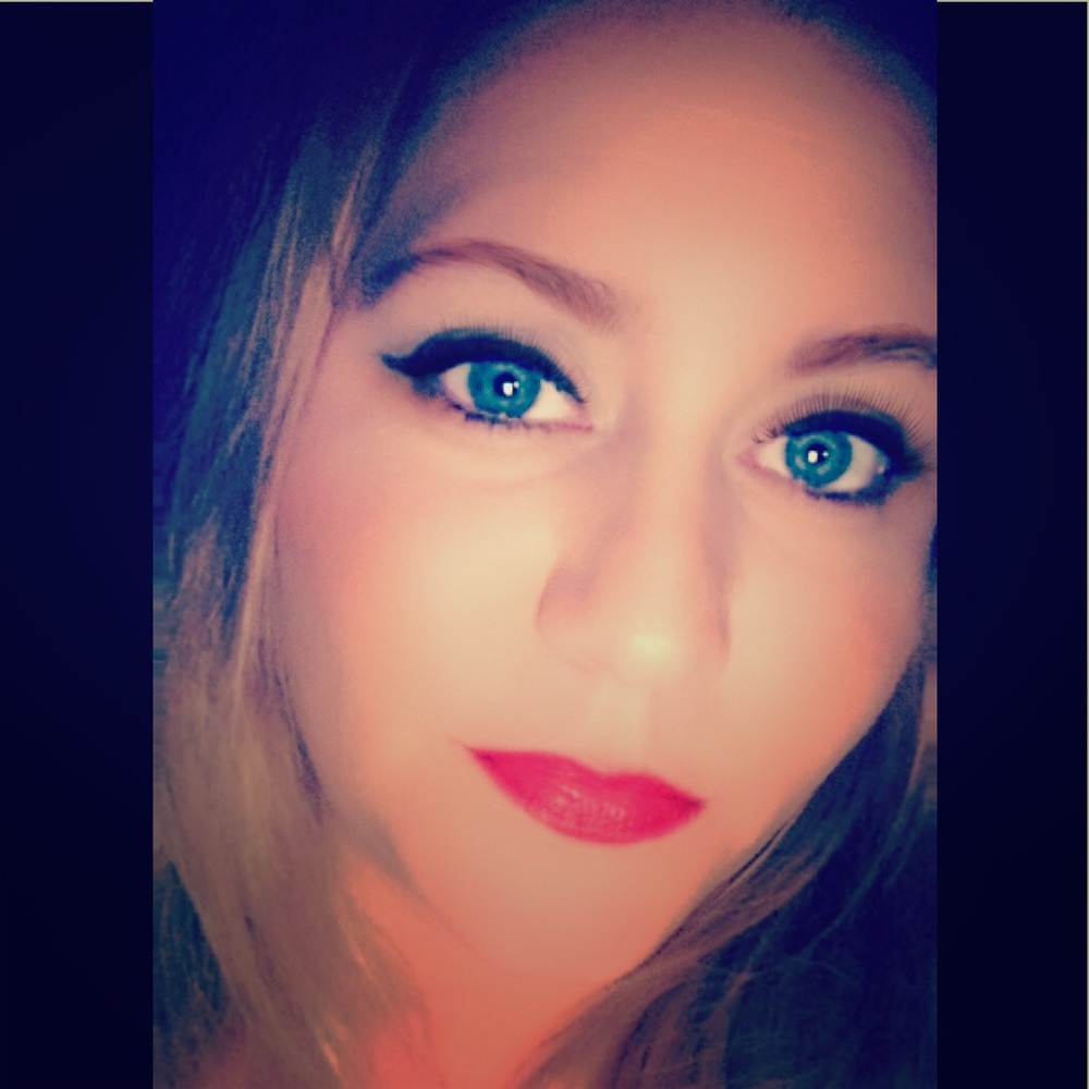 Meet your Posher, Bobbi