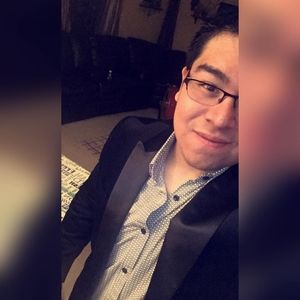 Meet your Posher, Luis