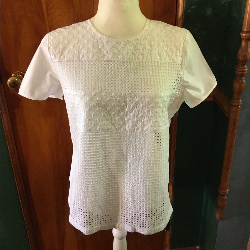Gap Zipper Back White Eyelet Pattern Blouse