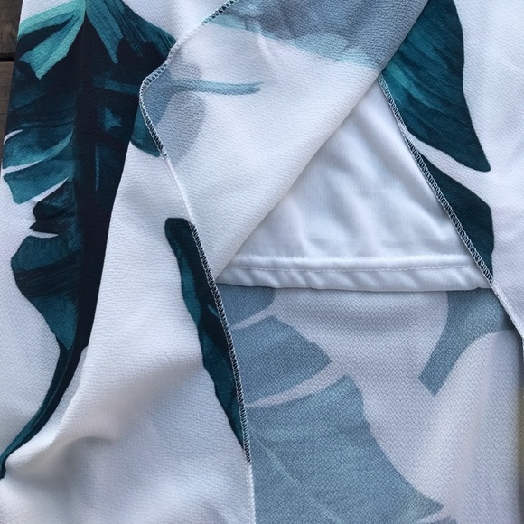 Cocktail Palm Midi Dress - Picture 4 of 8