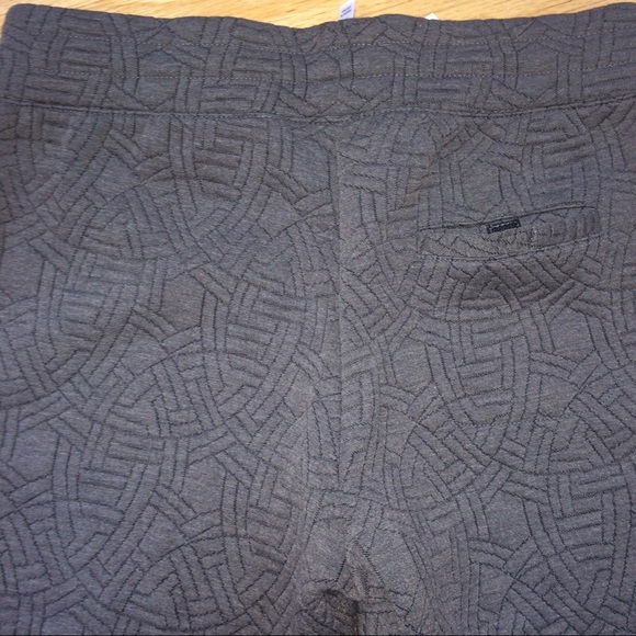 Fabletics sweatpants 🏋️♀️💦 - Picture 5 of 7