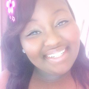 Meet your Posher, Alicea