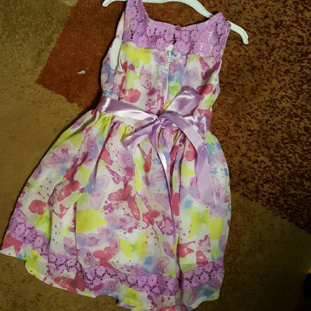 Dress - Picture 2 of 2