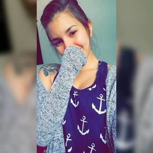 Meet your Posher, Natalie