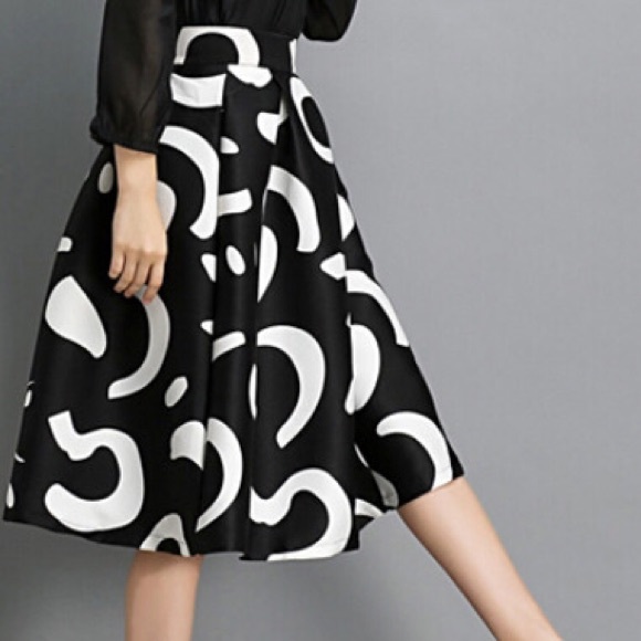 🆕💫💼High waist floral b & w thick winter skirt - Picture 7 of 7