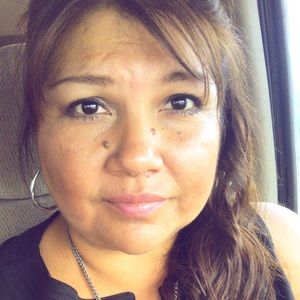 Meet your Posher, Sanjuanita