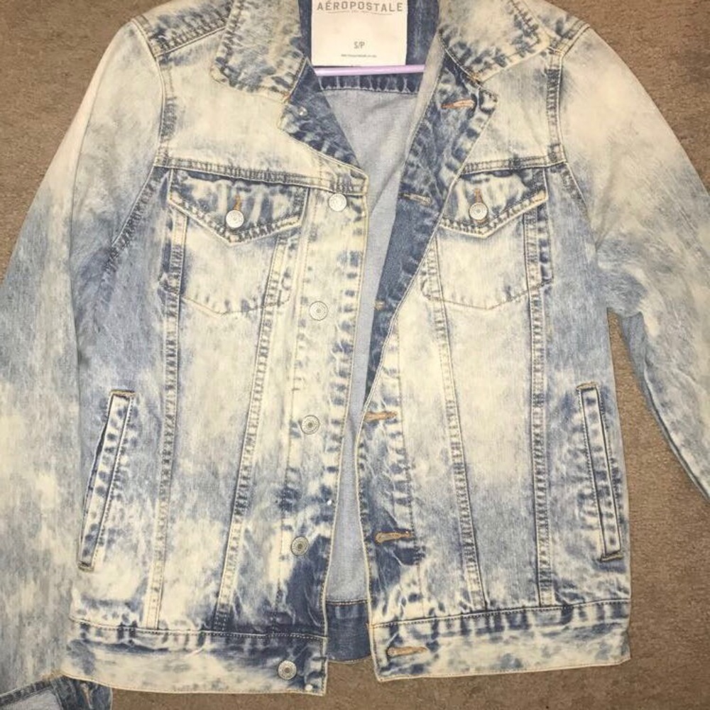 Denim bleached washed jean jacket