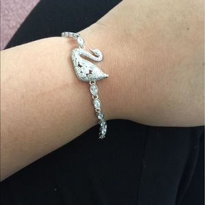 Swarovski Swan Lake Bracelet,Rhodium Plat no box