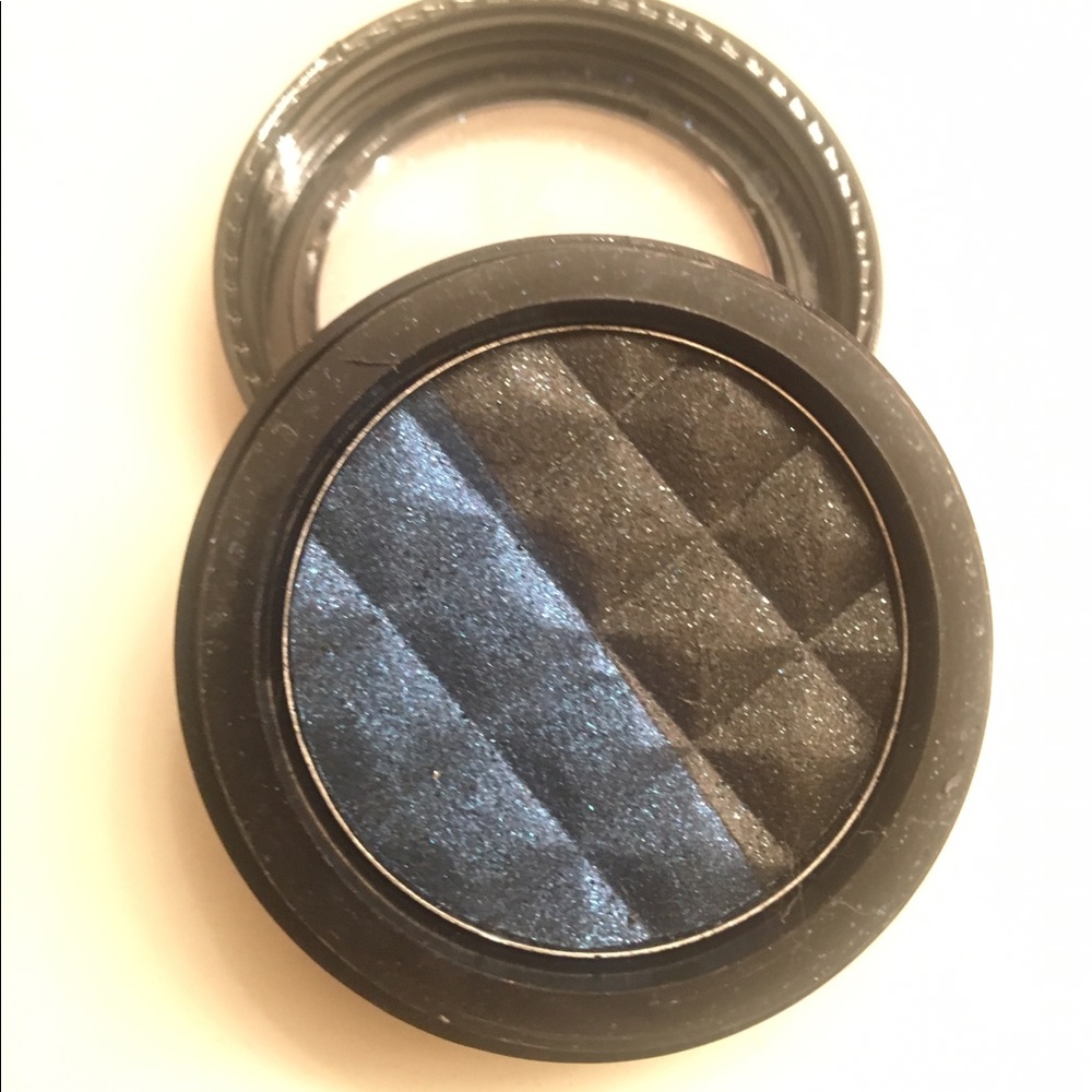 lasplash smoky pressed shadow duo, Hydro Smoke