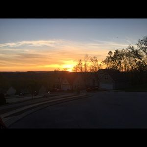 Meet your Posher, Cara