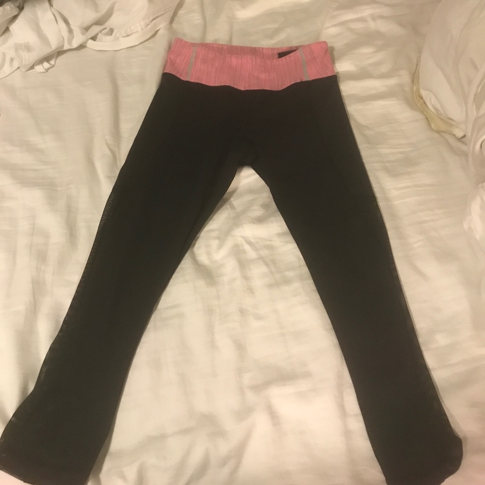 Lululemon crop mesh back