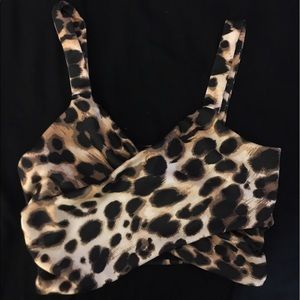 Bebe leapard crop top 🐯