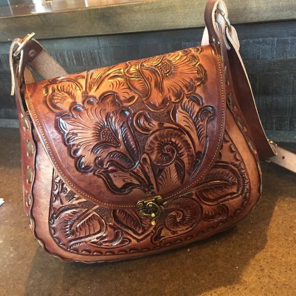 HANCRAFTED LEATHER HANDBAG - Picture 1 of 4
