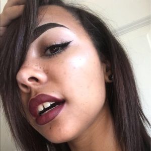 Meet your Posher, Shawna