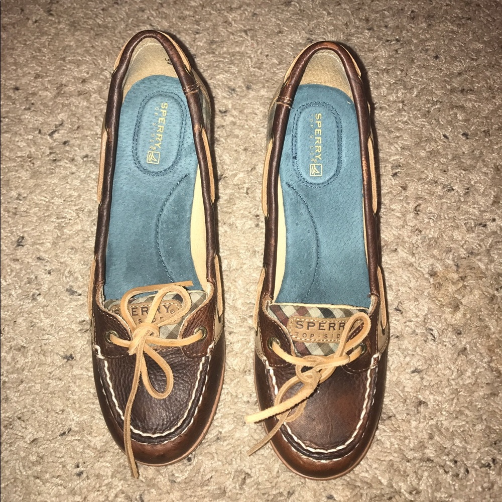 Sperry Wedges