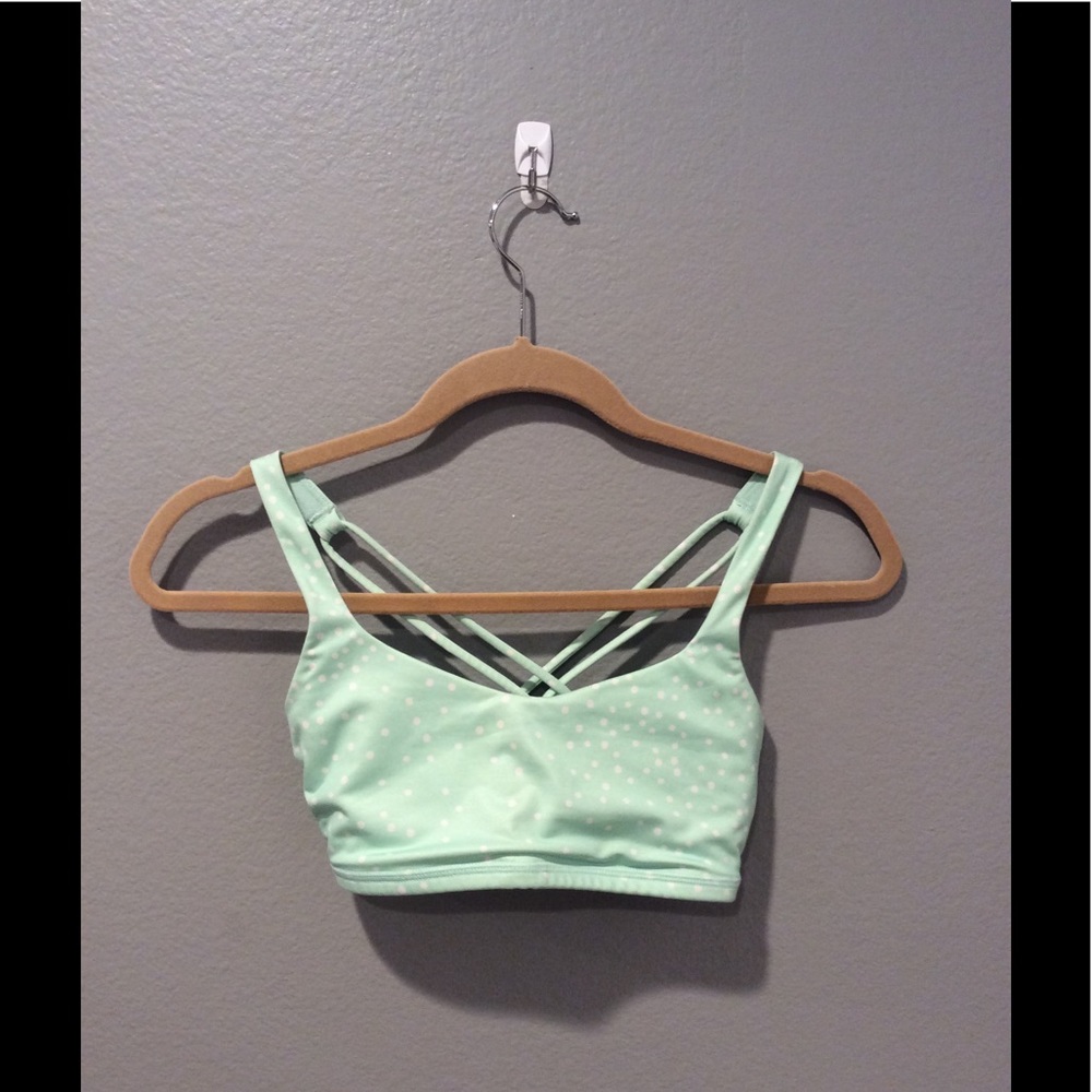 Lululemon Free to Be Bra
