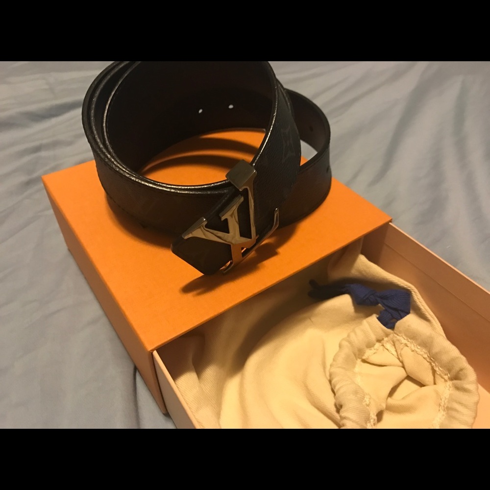 Louis Vuitton Men's belt