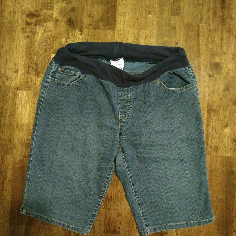 Maternity jean shorts