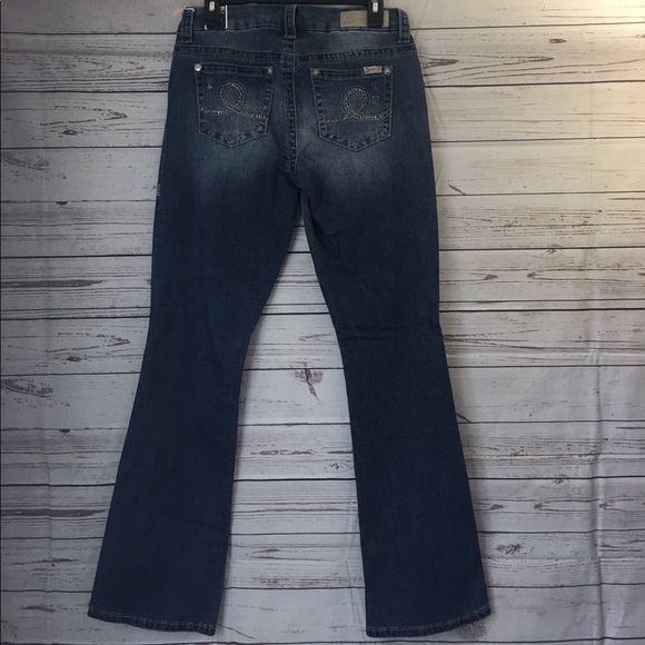Seven7 Slim Bootcut Jeans!! - Picture 3 of 8