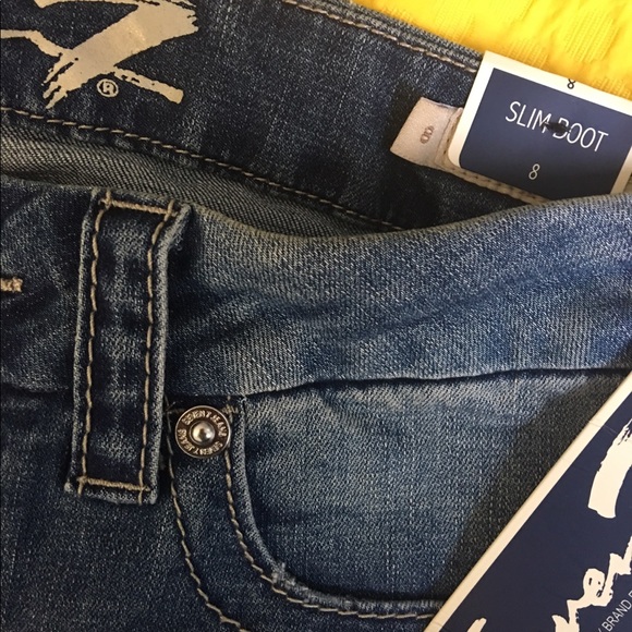 Seven7 Slim Bootcut Jeans!! - Picture 6 of 8