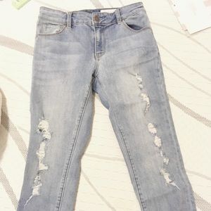 (Girls) Treasure & Bond ripped jeans. (Light wash)