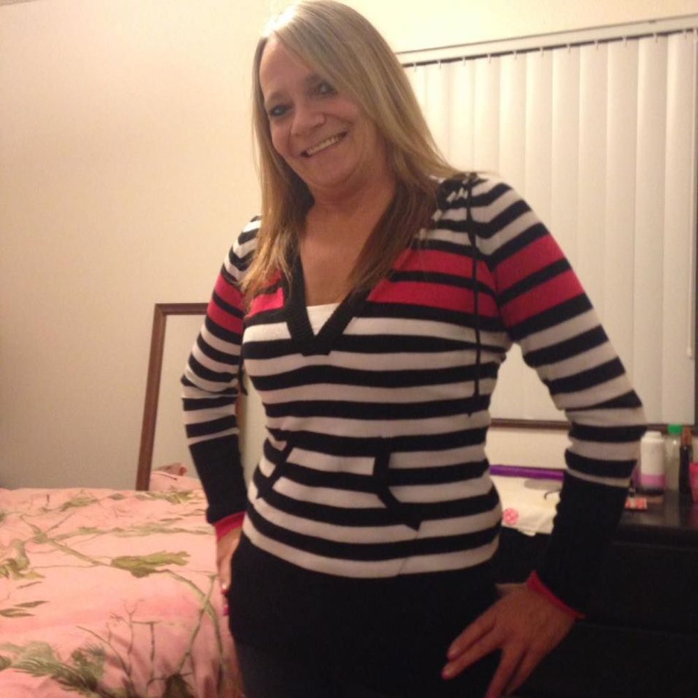 Meet your Posher, Paulia