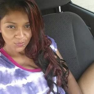 Meet your Posher, Lorena