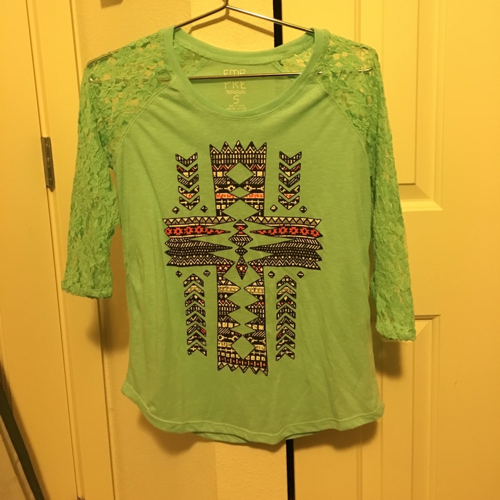 Empyre women's lace quarter sleeve shirt