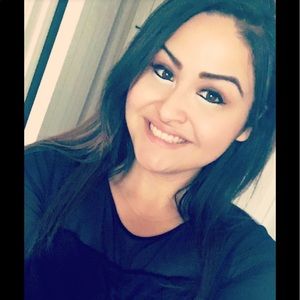 Meet your Posher, Brenda