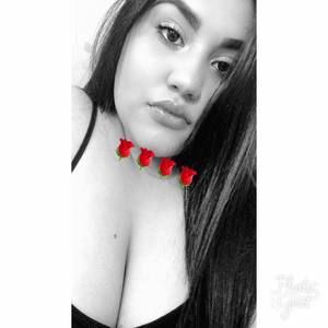 Meet your Posher, Caroline