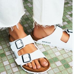 Birkenstocks - white