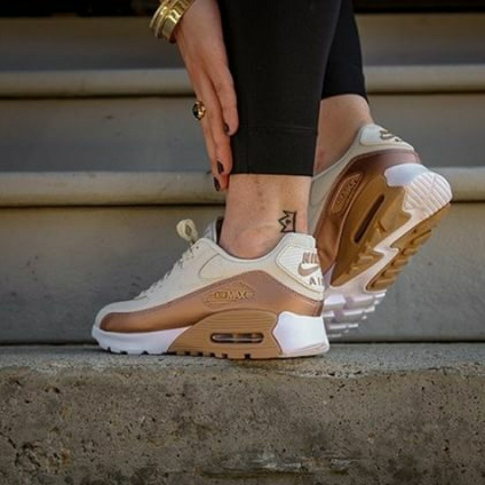 Nike Air Max 90 Ultra Rose Gold