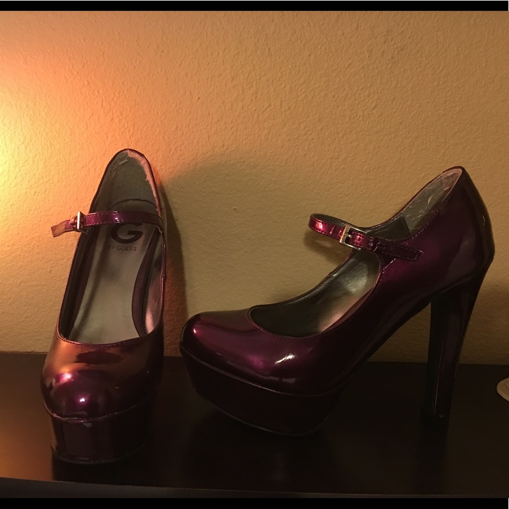 GUESS Size 8 Heels