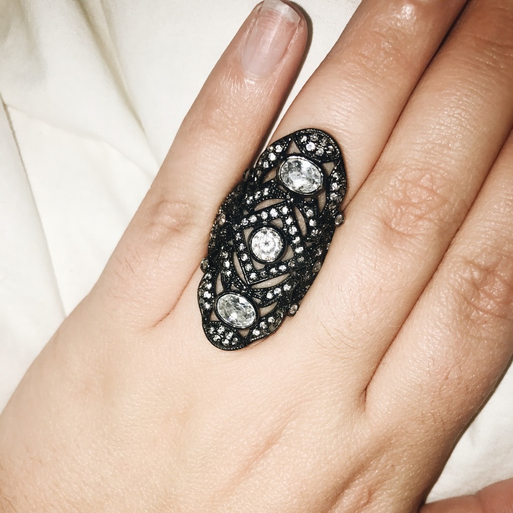 BCBG Finger Cuff Ring
