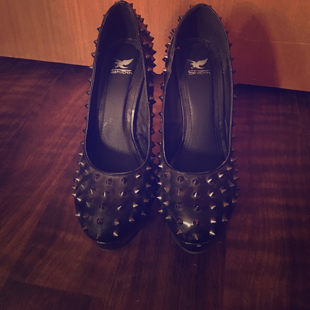Spike heels!!