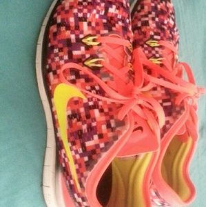 Womens nike shoes tri fit