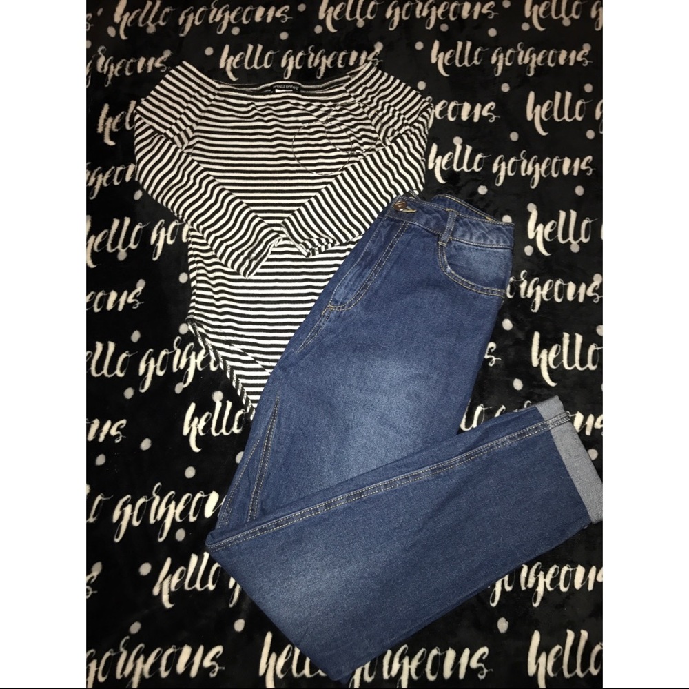 BRAND NEW High Waisted Mom Jeans