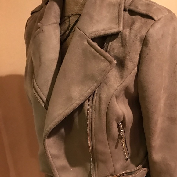 AKIRA tan suede jacket - Picture 3 of 4