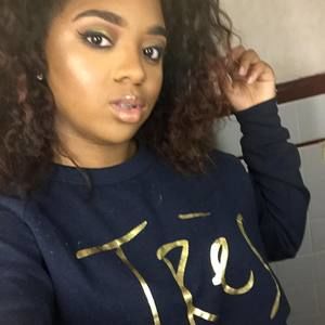 Meet your Posher, Erin