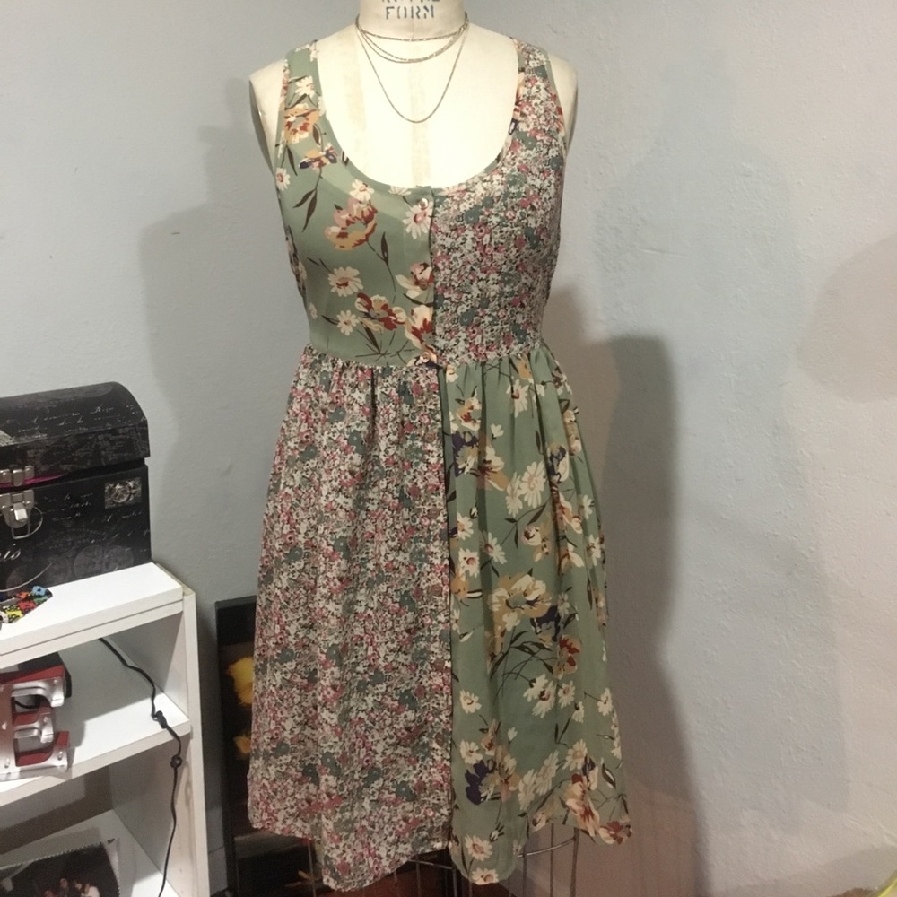 Tea Cup Party Dress!! 🌷
