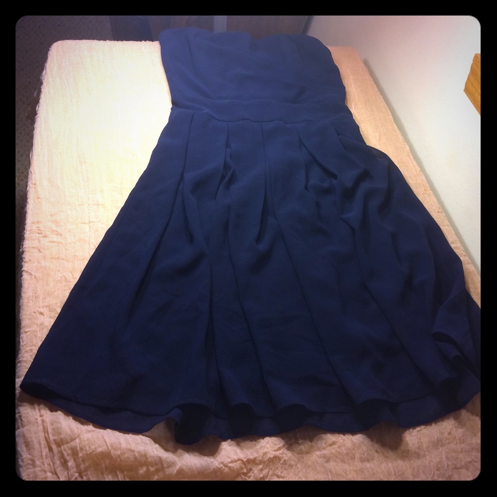 Tfnc London woman dress