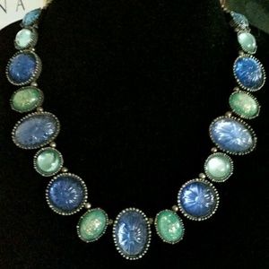 A VINTAGE NINA RICCI FOR AVON Necklace
