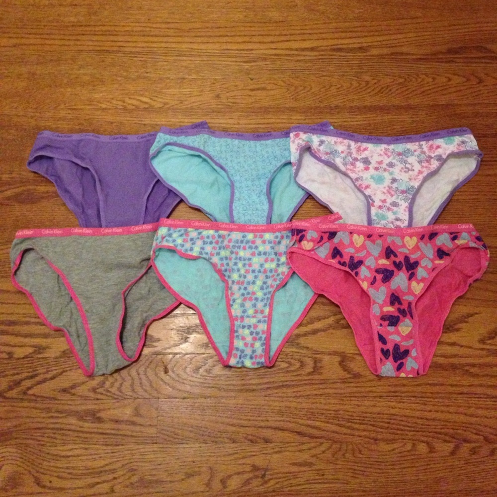 Girls' underwear bundle- Calvin Klein