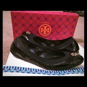 * Brand new * Tory Burch flats **