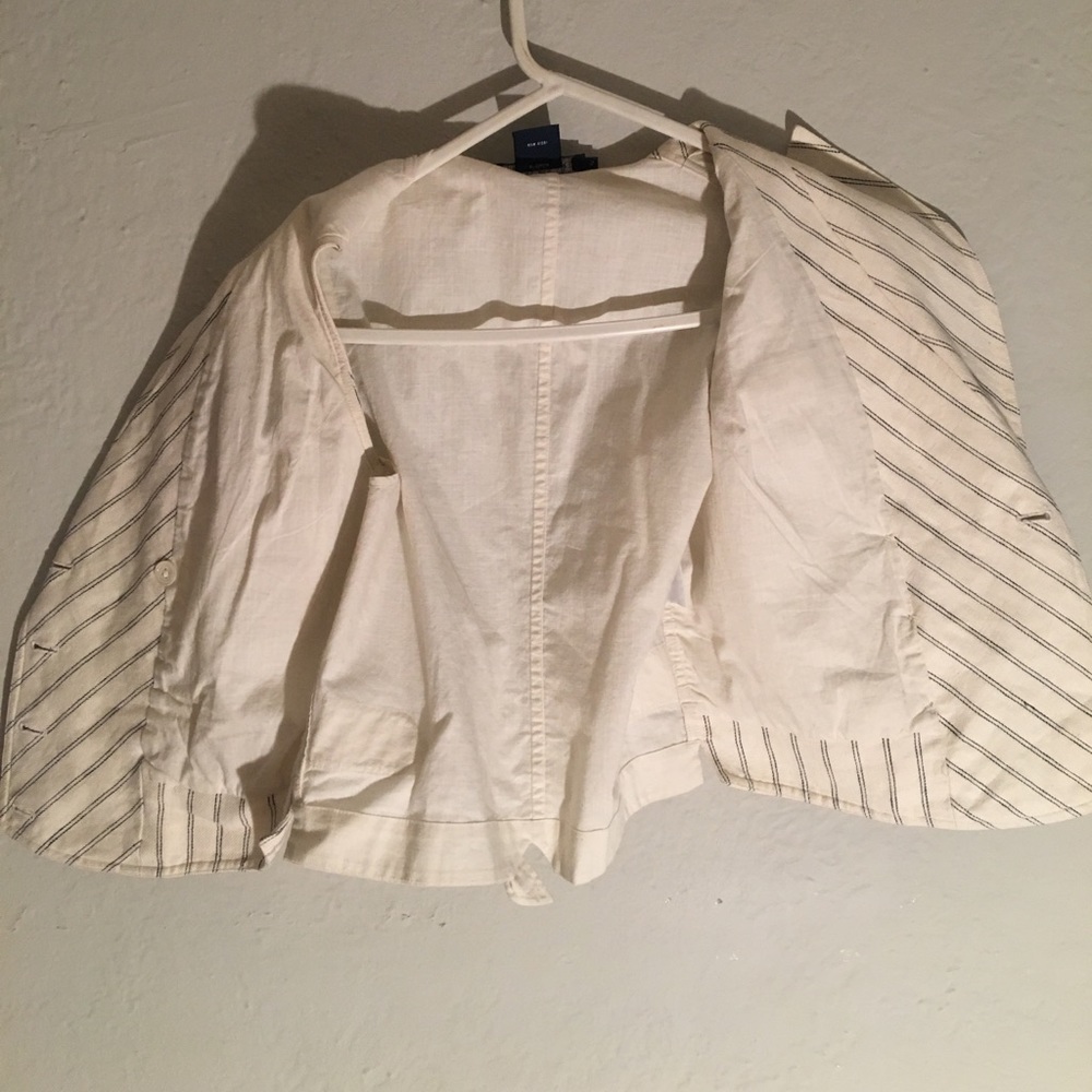 Ralph Lauren Ivory Pinstriped linen vest - Picture 2 of 5