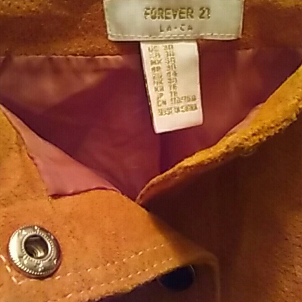Skirt - Picture 2 of 4